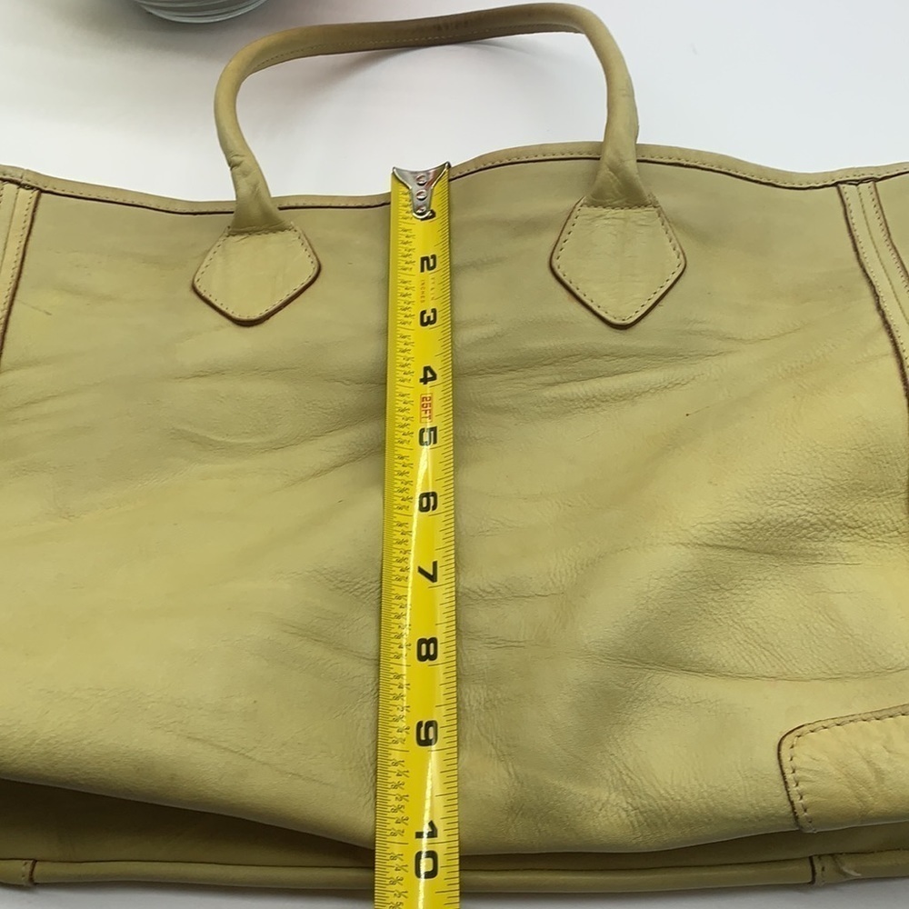 Falorni Italia Le Borse Yellow Leather shoulder Bag. LP1464 - Picture 8 of 11